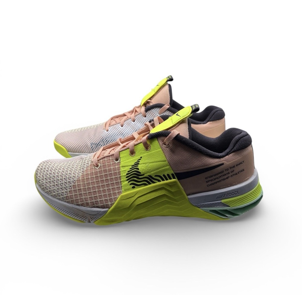 Nike Womens Metcon Training Shoes SZ 11 Arctic Orange Volt V02 Gym Sneaker -1360